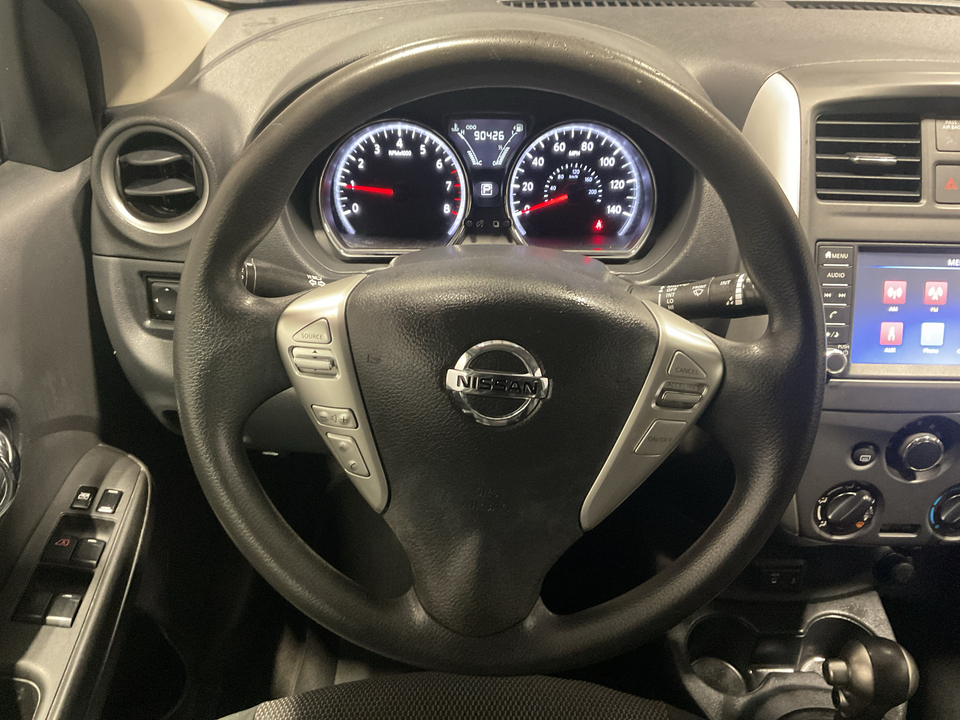 2019 Nissan Versa 1.6 SV Sedan