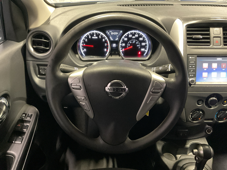2019 Nissan Versa 1.6 SV Sedan