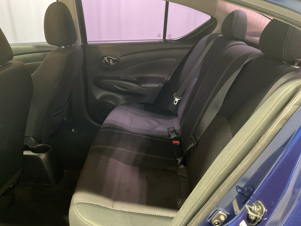 2019 Nissan Versa 1.6 SV Sedan