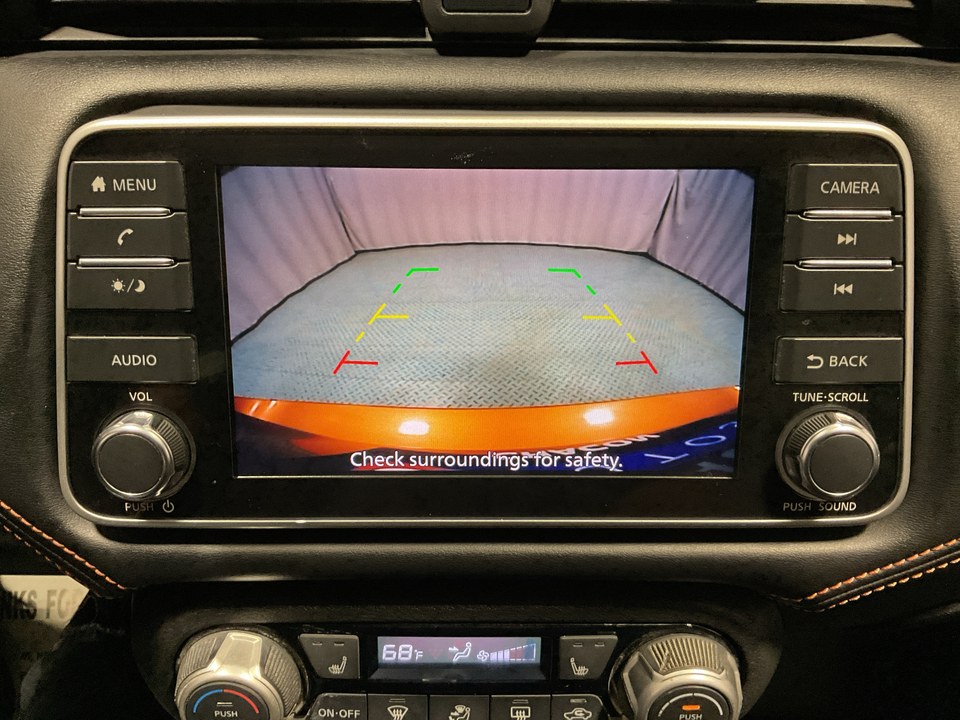 2021 Nissan Versa SR