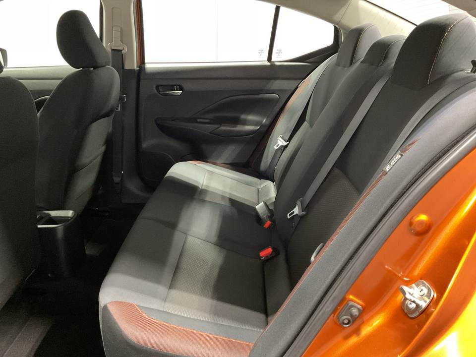 2021 Nissan Versa SR