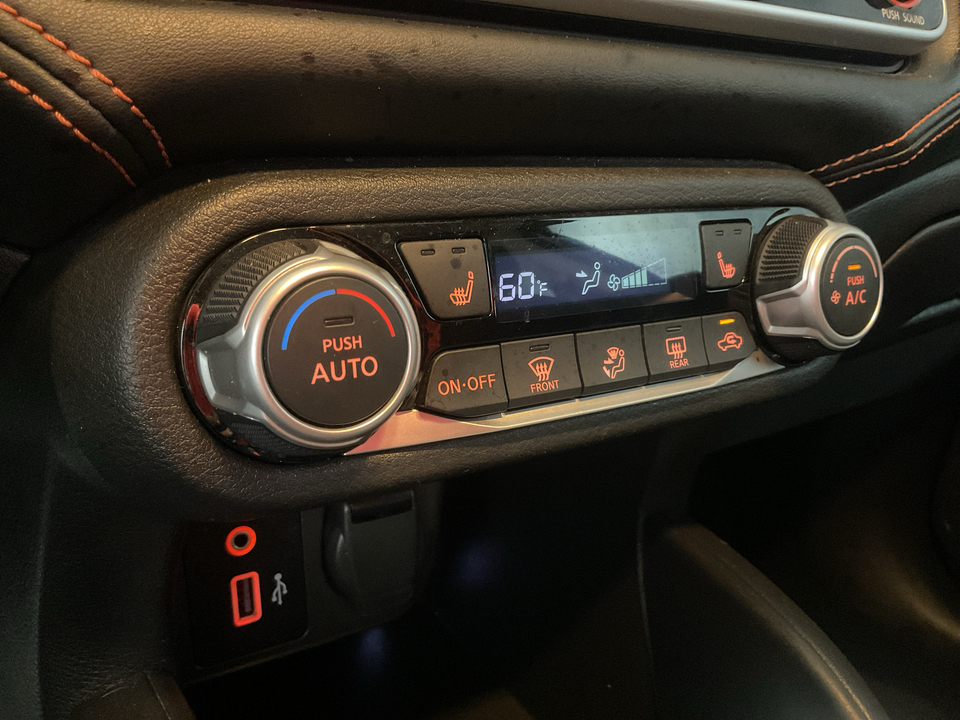 2021 Nissan Versa SR