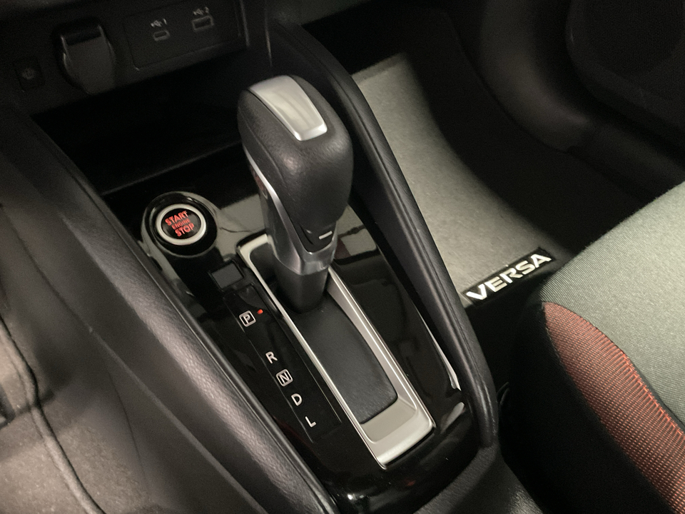 2024 Nissan Versa SR