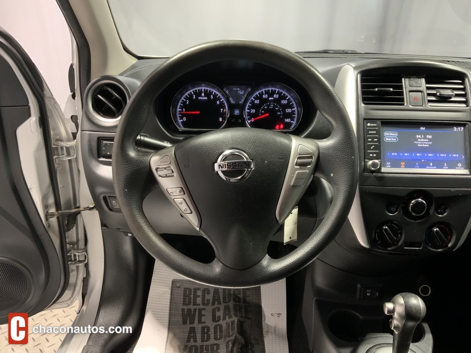 2019 Nissan Versa 1.6 SV Sedan