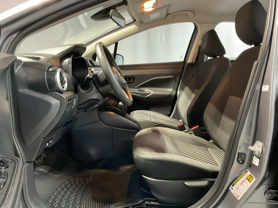 2021 Nissan Versa S CVT