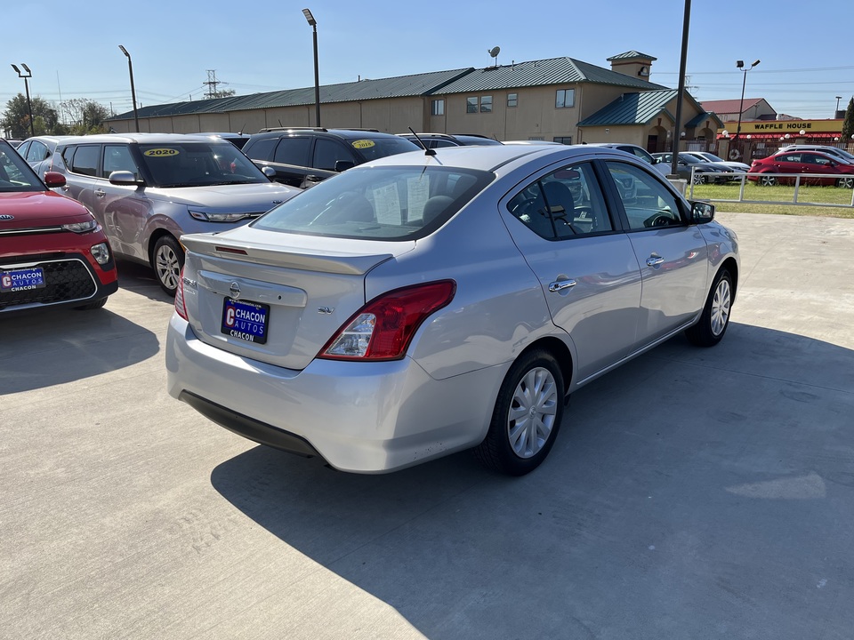 2019 Nissan Versa 1.6 SV Sedan