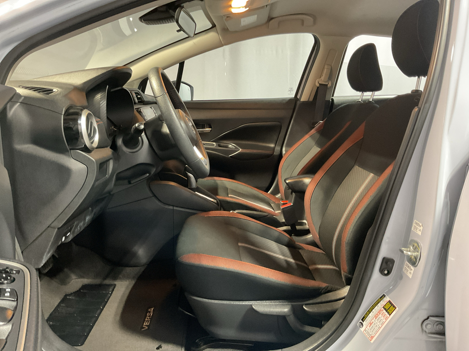 2024 Nissan Versa SR