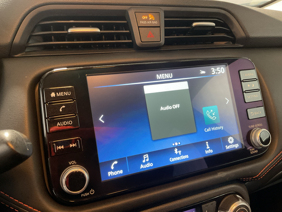 2024 Nissan Versa SR
