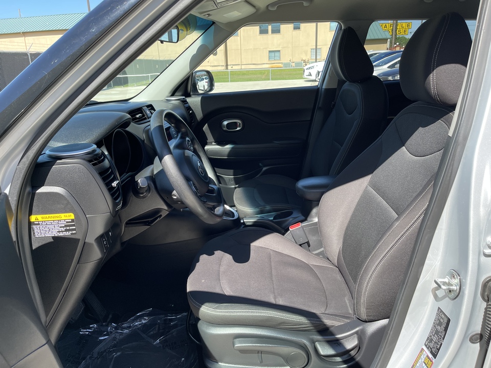 2016 Kia Soul Base 6A