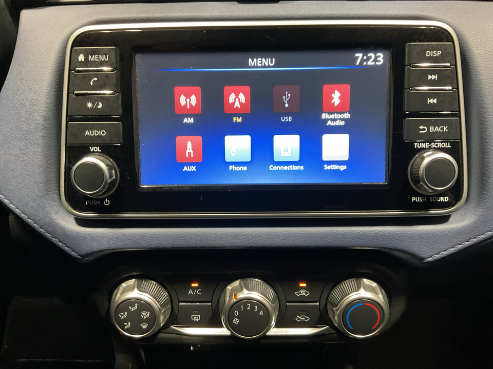2023 Nissan Versa SV