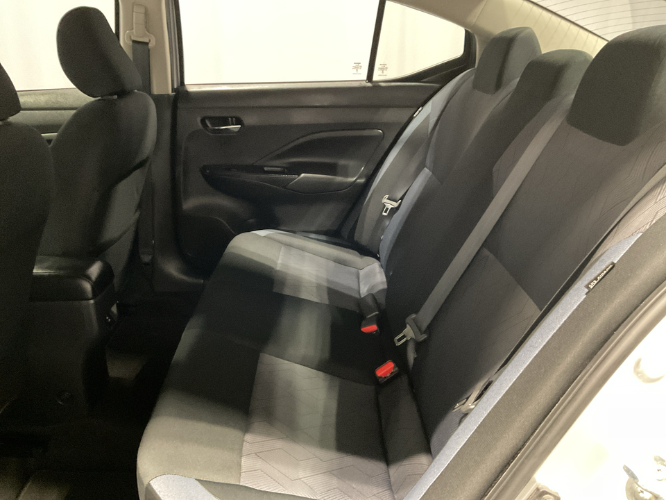 2023 Nissan Versa SV