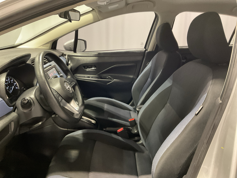 2023 Nissan Versa SV