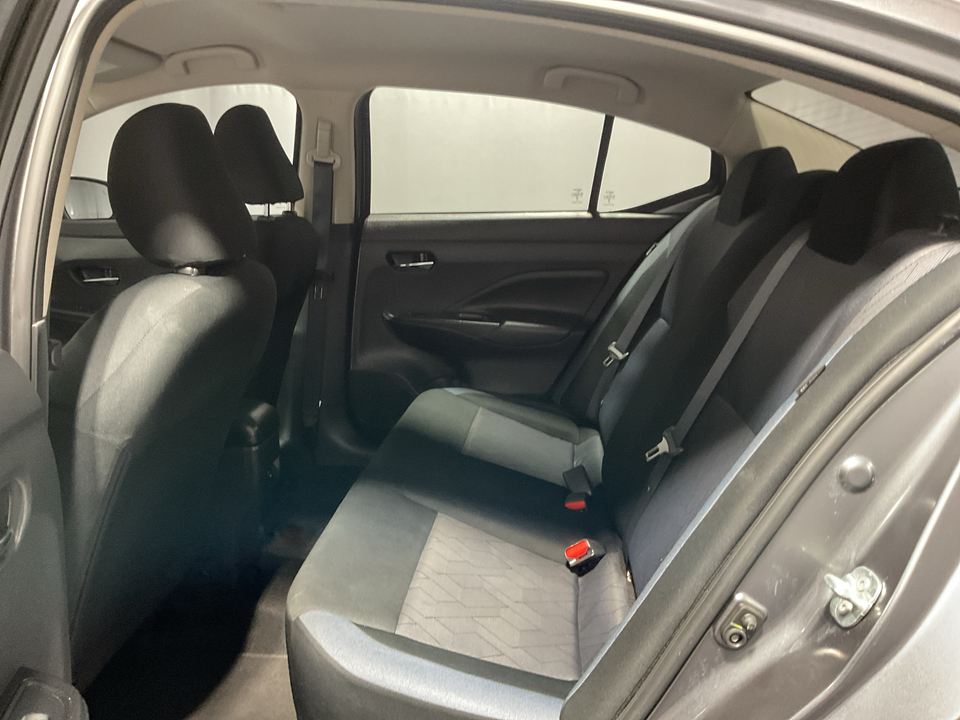 2023 Nissan Versa SV