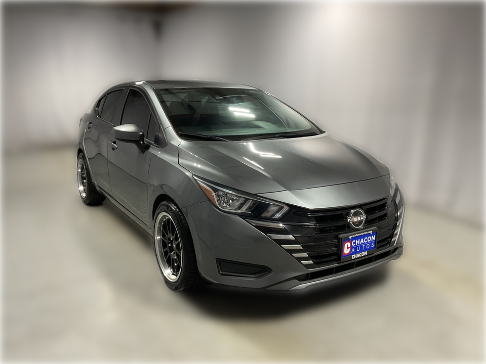 2023 Nissan Versa SV