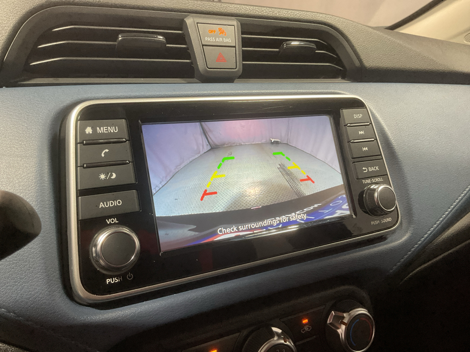 2025 Nissan Versa SV