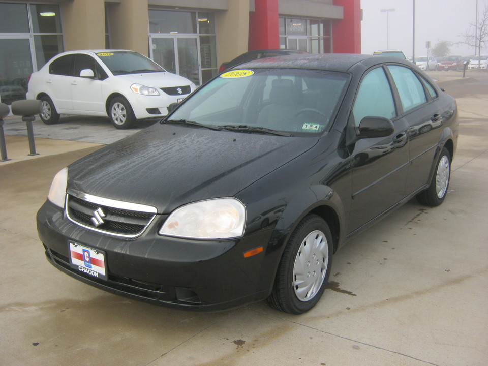 2008 Suzuki Forenza Base