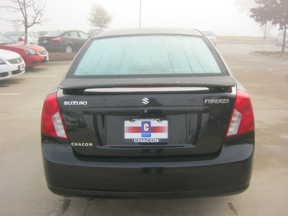 2008 Suzuki Forenza Base