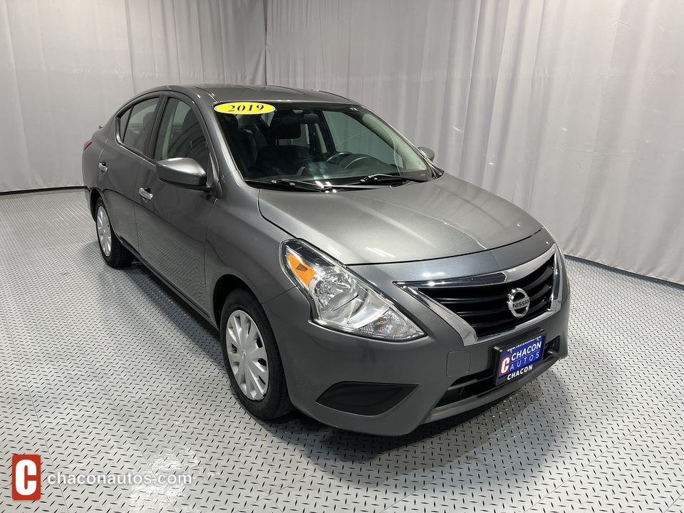 2019 Nissan Versa 1.6 SV Sedan