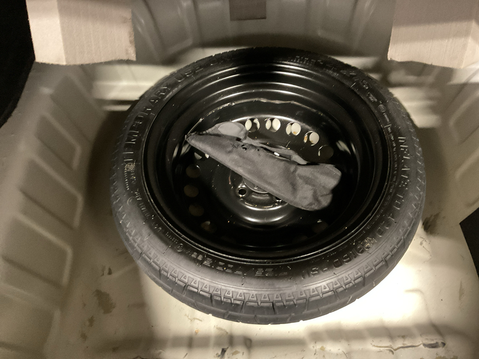 2019 Nissan Versa 1.6 SV Sedan