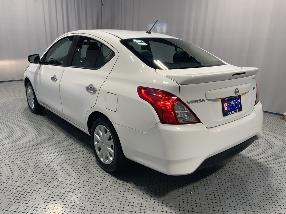 2019 Nissan Versa 1.6 SV Sedan