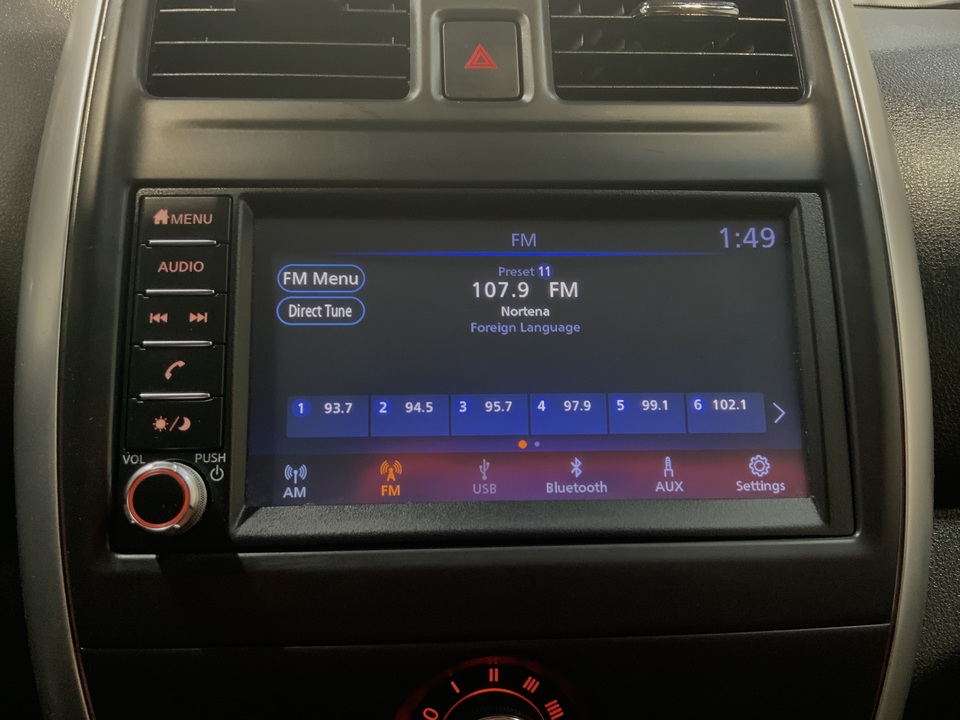 2019 Nissan Versa 1.6 SV Sedan