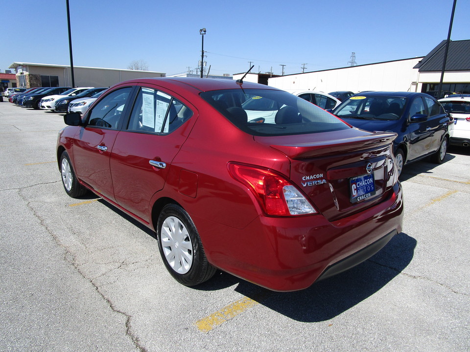 2019 Nissan Versa 1.6 SV Sedan