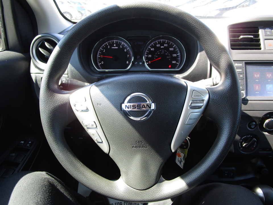 2019 Nissan Versa 1.6 SV Sedan