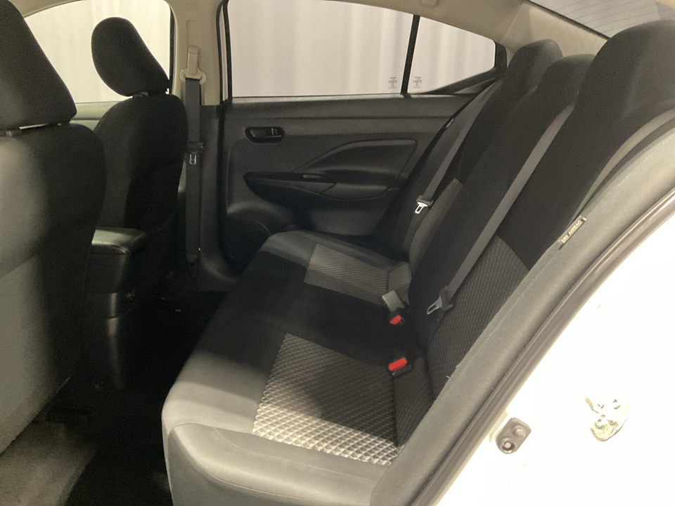 2021 Nissan Versa S CVT