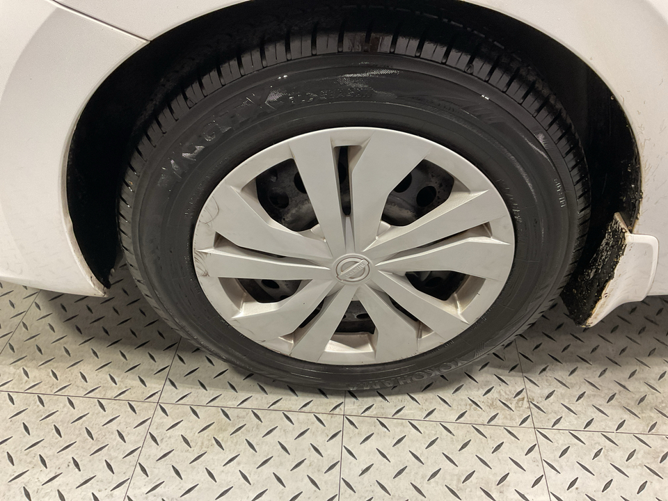 2024 Nissan Versa S CVT