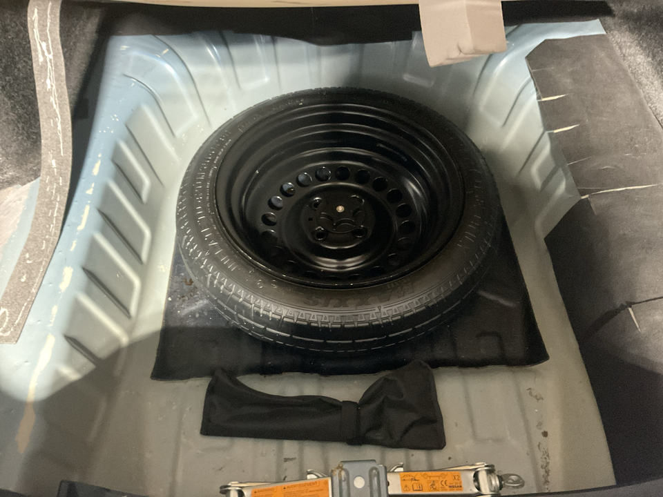 2021 Nissan Versa S CVT