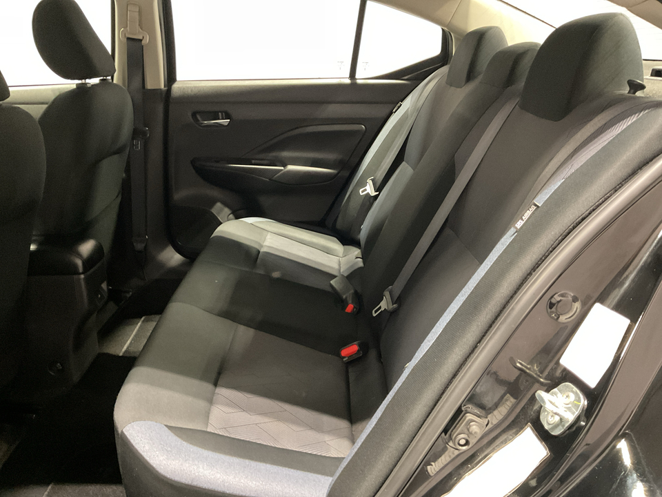 2023 Nissan Versa SV