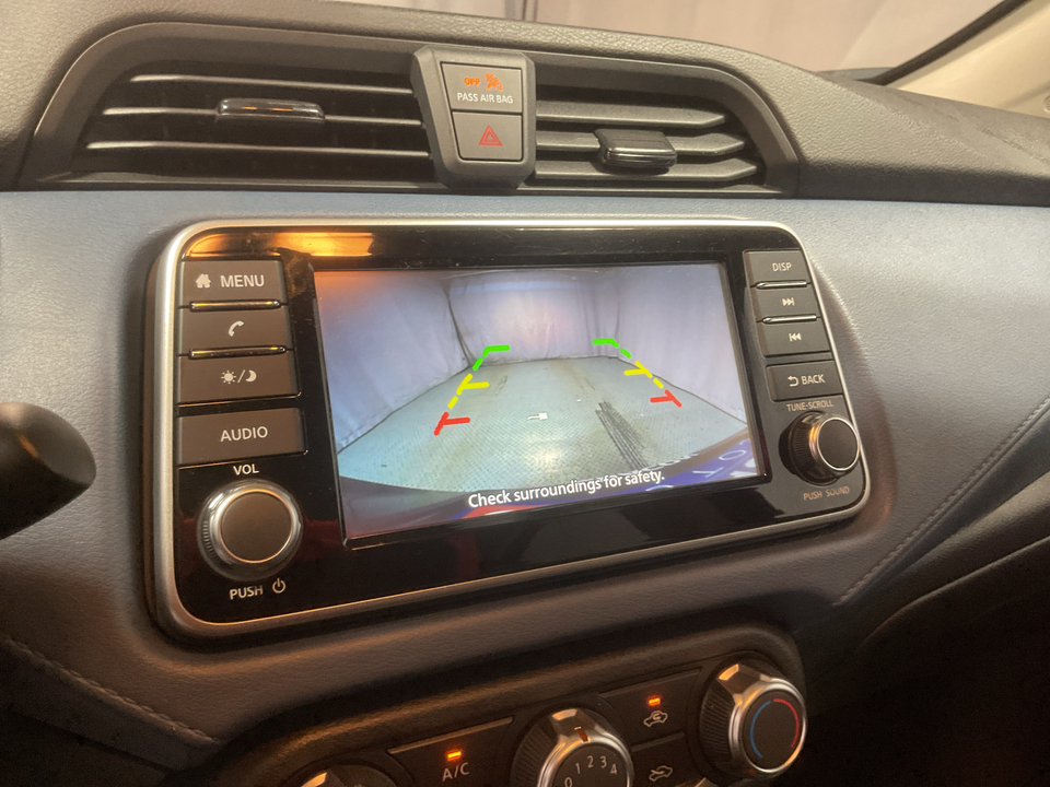2025 Nissan Versa SV