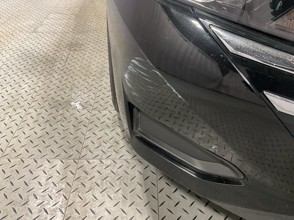 2023 Nissan Versa SV