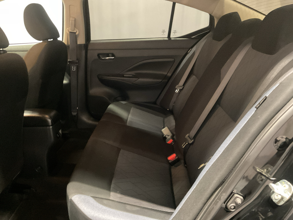 2023 Nissan Versa SV