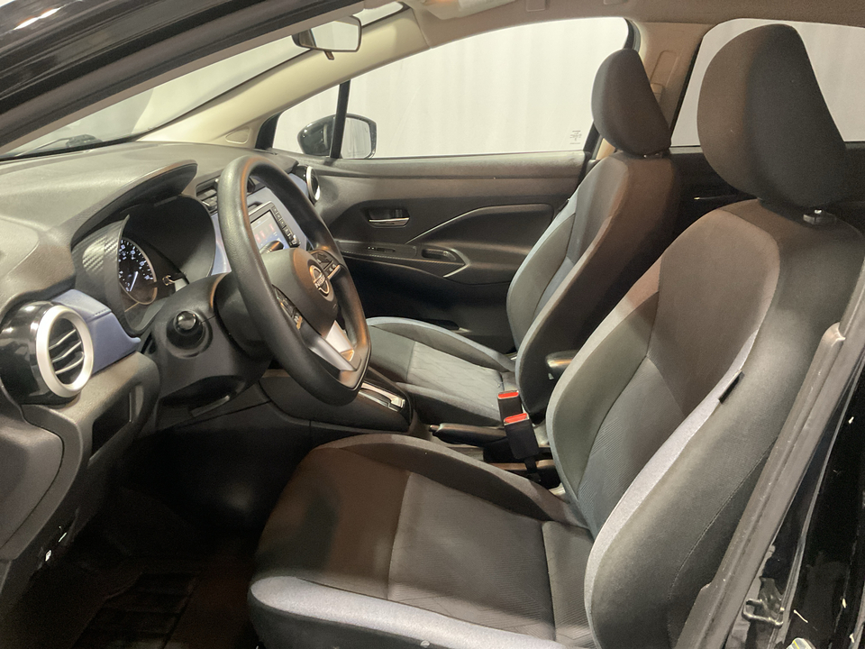 2023 Nissan Versa SV