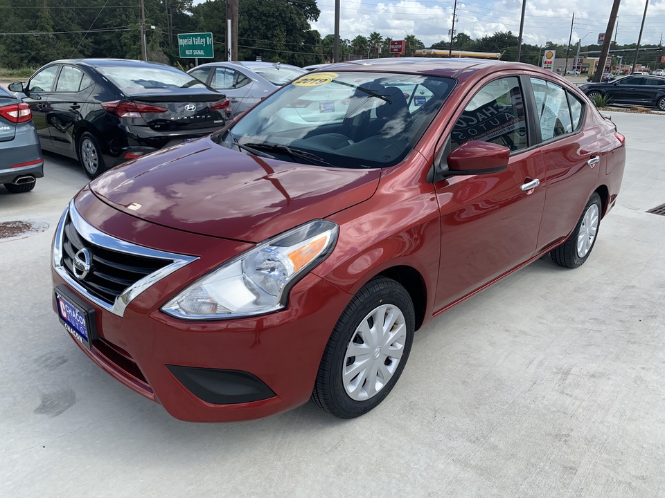 Used 2019 Nissan Versa in Houston, TX ( T859866 ) | Chacon Autos