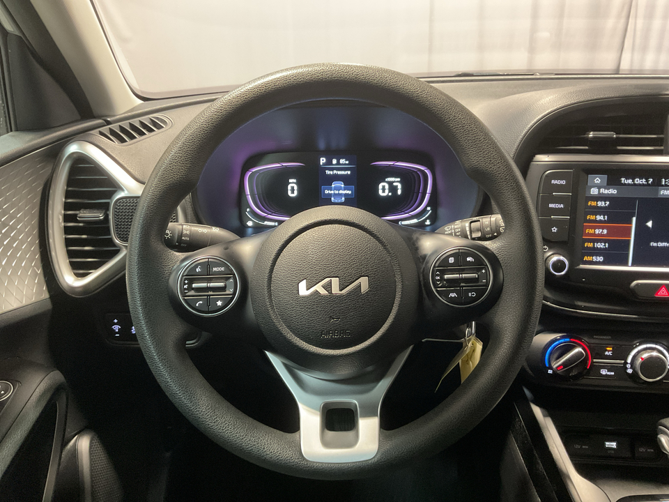 2023 Kia Soul LX CVT