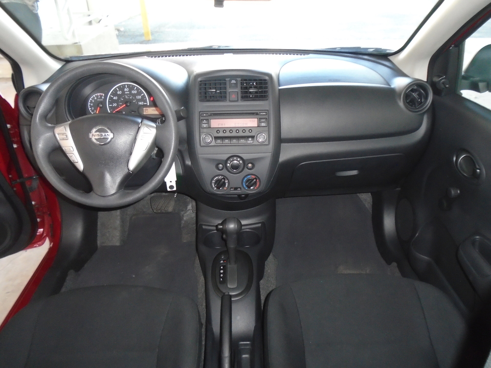 2015 Nissan Versa 1.6 S Plus