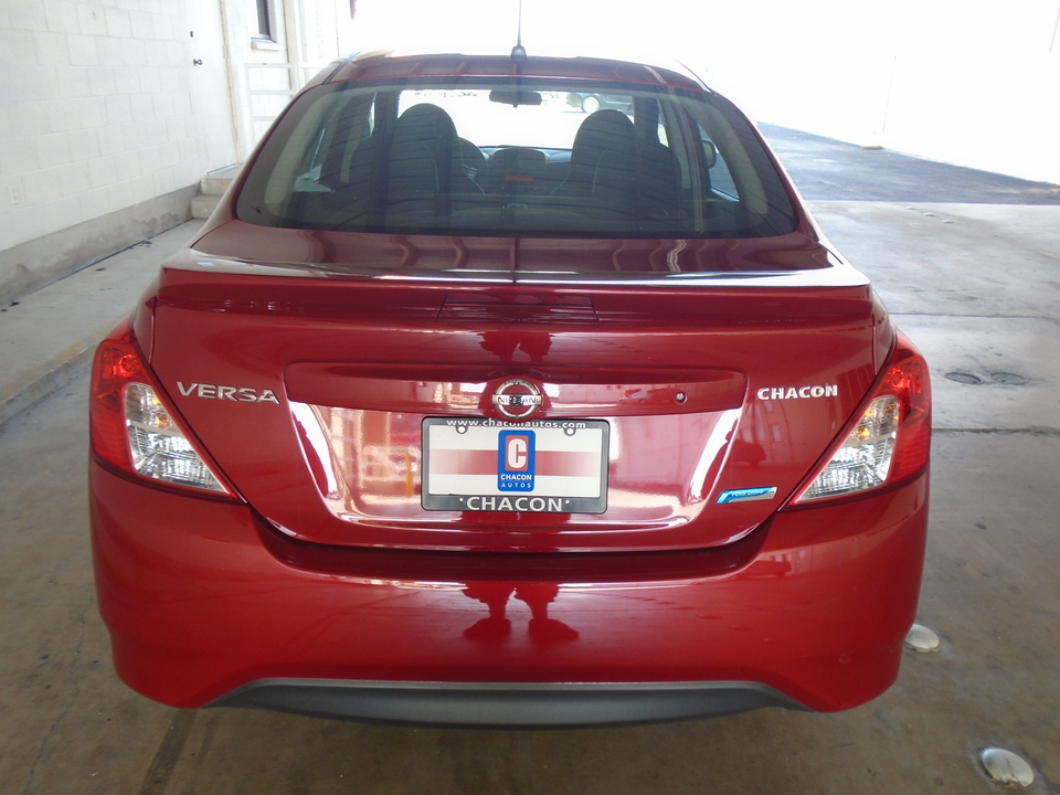 2015 Nissan Versa 1.6 S Plus