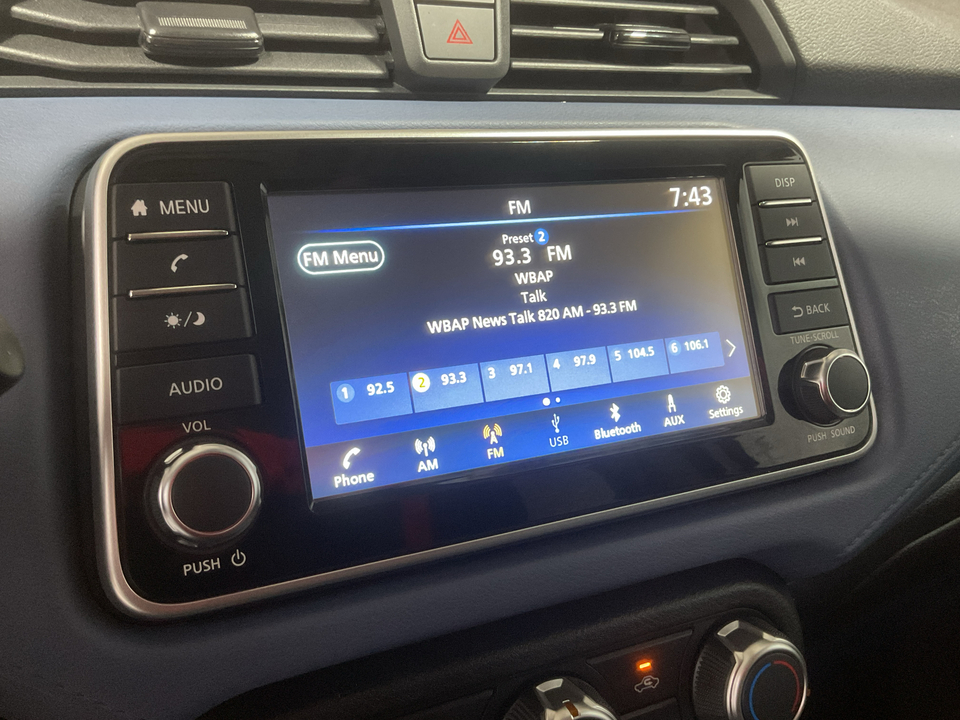 2025 Nissan Versa SV