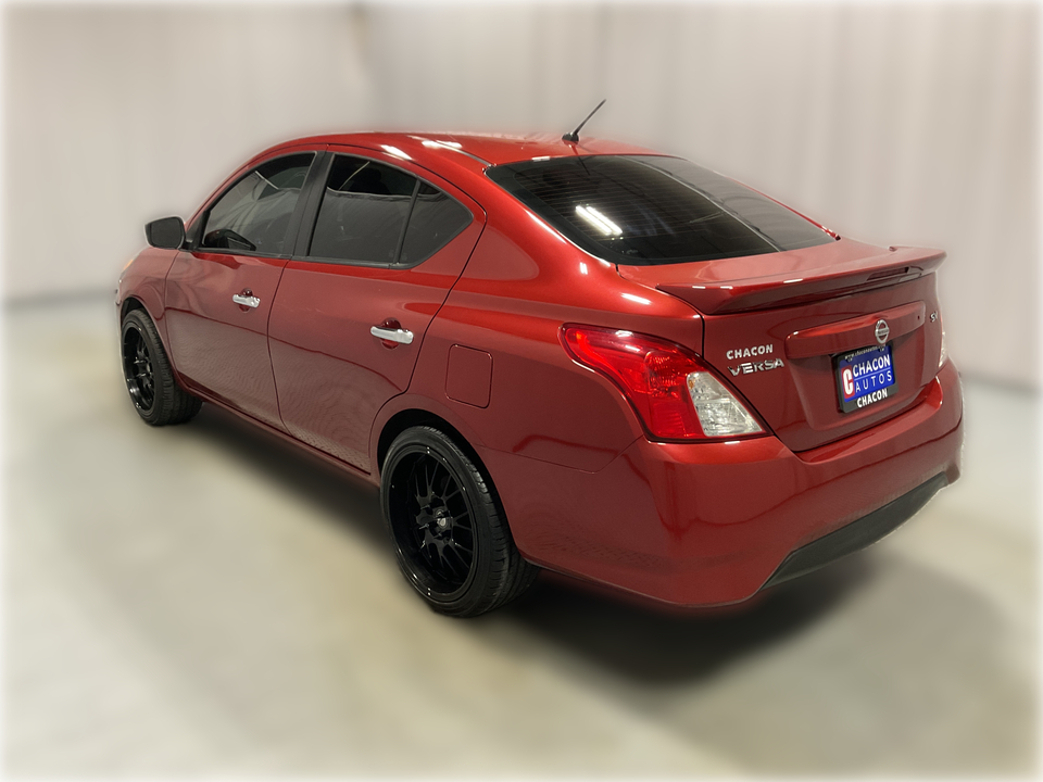 2019 Nissan Versa 1.6 SV Sedan