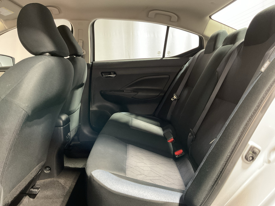 2023 Nissan Versa SV