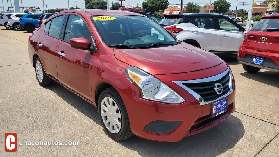 2019 Nissan Versa 1.6 SV Sedan