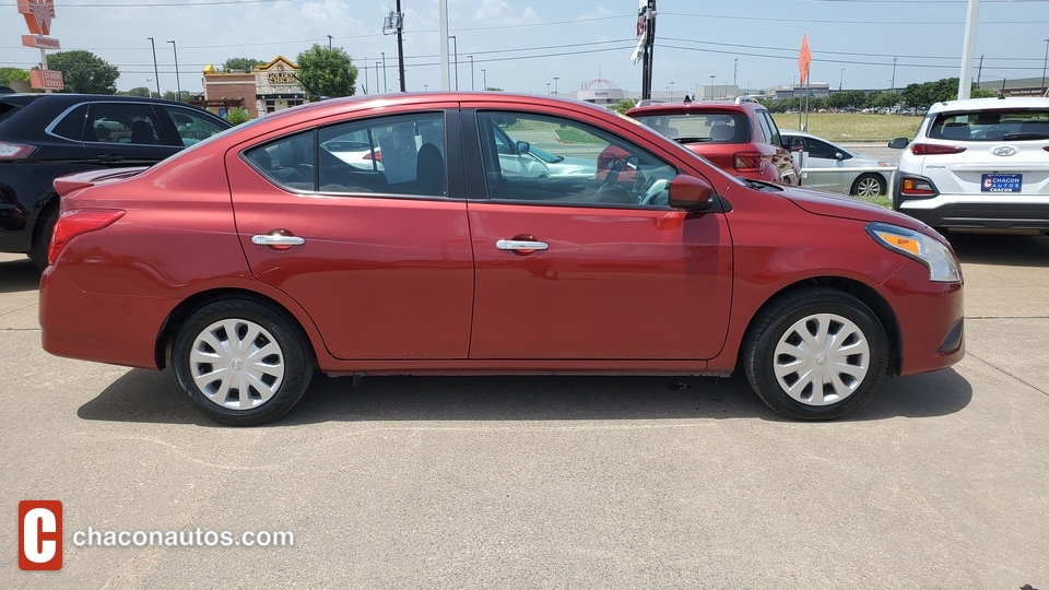 2019 Nissan Versa 1.6 SV Sedan