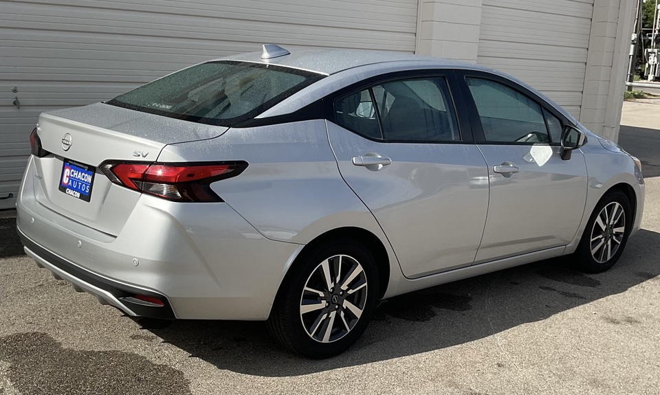 2023 Nissan Versa SV