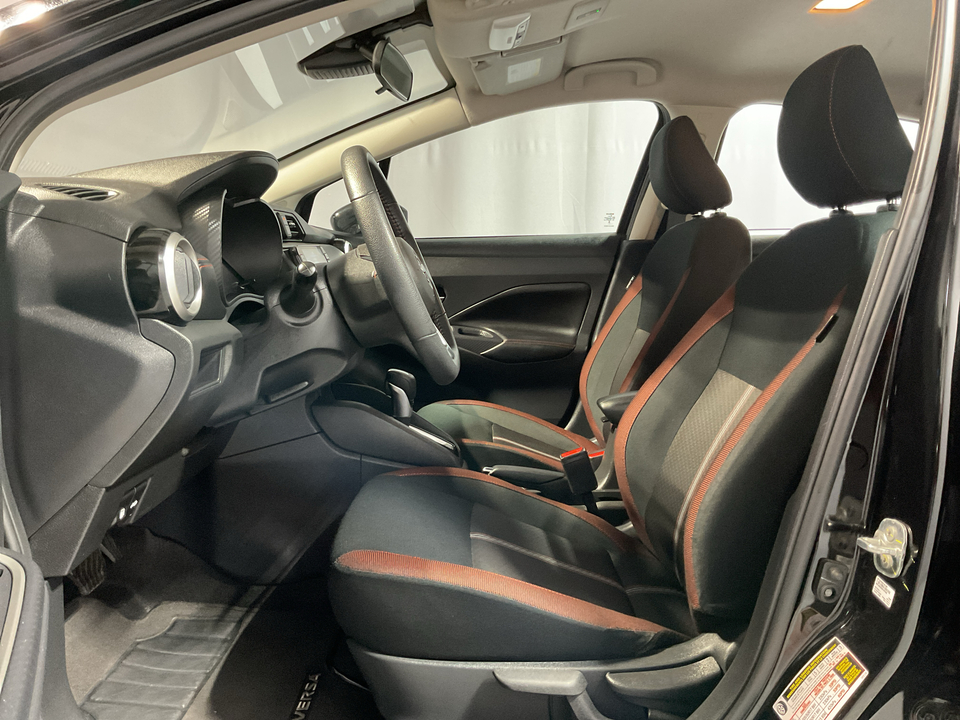 2024 Nissan Versa SR