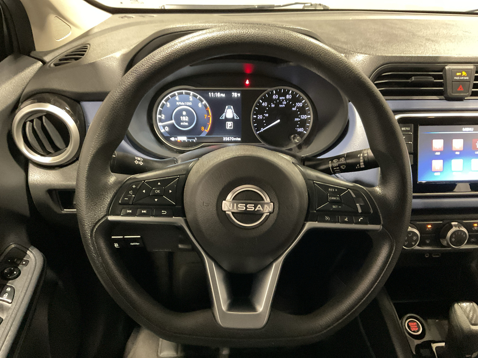2023 Nissan Versa SV