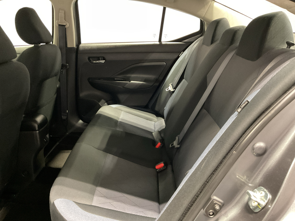 2023 Nissan Versa SV