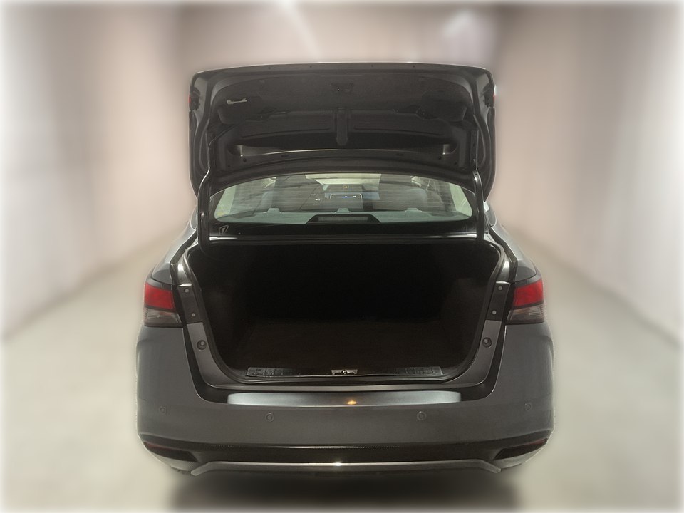 2023 Nissan Versa SV