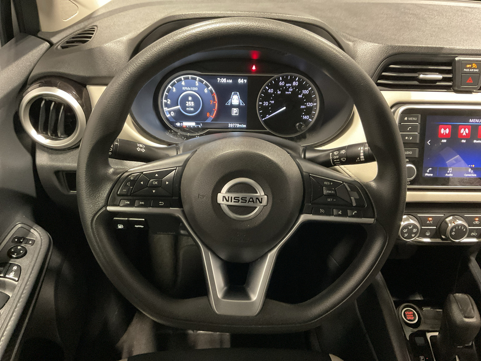 2022 Nissan Versa SV